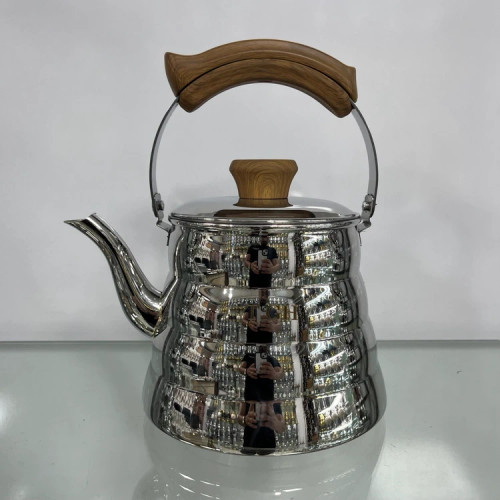 کتری لوله دار قیطاسی 2.5 لیتر مدل 30605 دسته چوب کف چدن