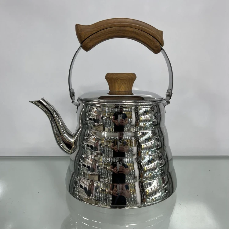 کتری لوله دار قیطاسی 3.5 لیتر مدل 40605 دسته چوب کف چدن براق